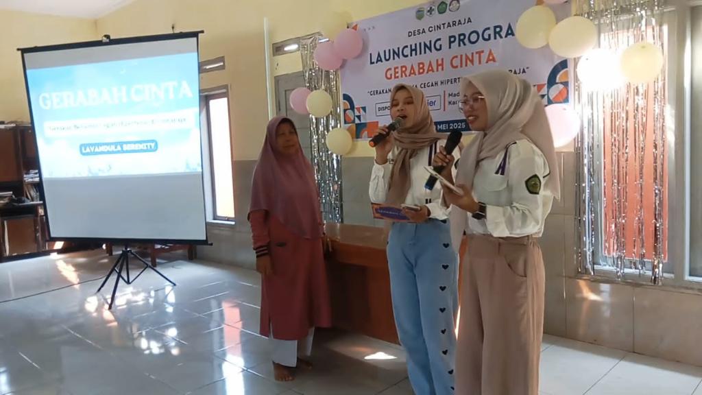 Mahasiswa Universitas Negeri Siliwangi Gelar Program Gerabah Cinta untuk Tekan Angka Hipertensi di Desa Cintaraja
