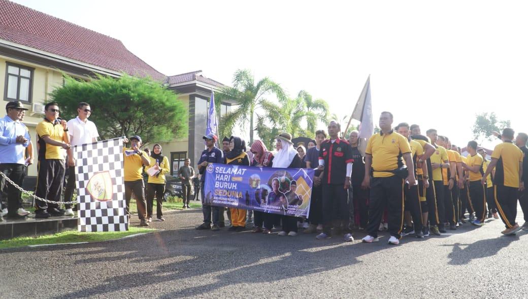 May Day 2025 di Kota Banjar, Polres Gelar Jalan Sehat dan Bakti Sosial Bersama Buruh