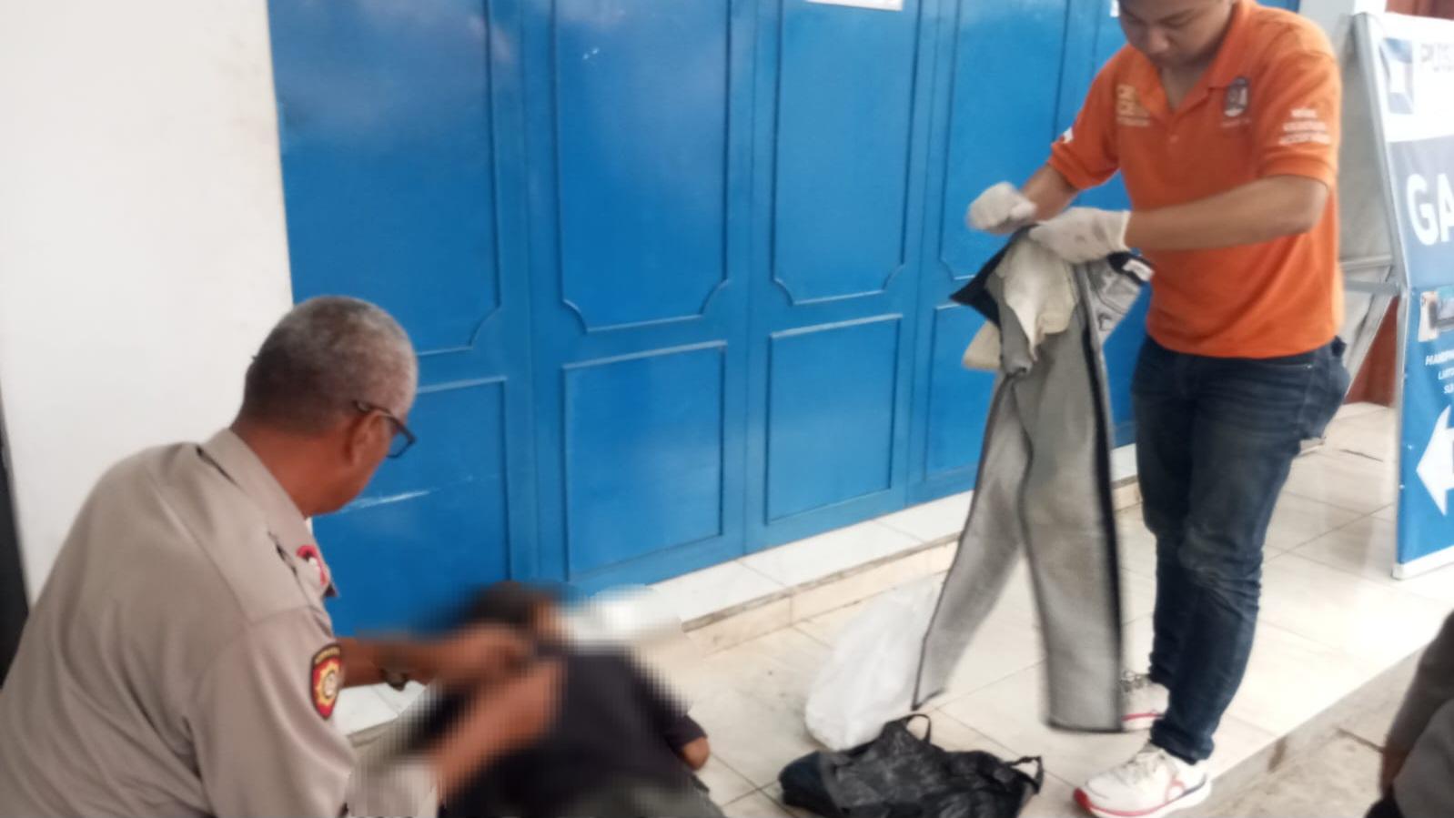 Mayat Pria Tanpa Identitas Ditemukan di Depan Ruko Jalan Ibrahim Adjie Indihiang Tasikmalaya