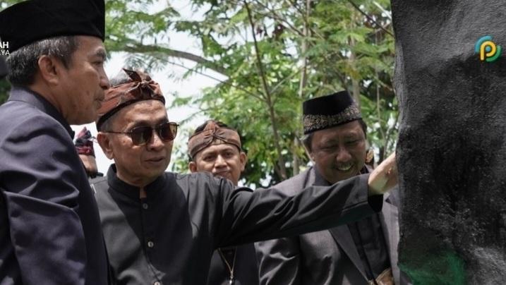 Menguak Sejarah Prasasti Rumantak Geger Hanjuang, Bukti Peradaban Tasikmalaya 913 Tahun Silam