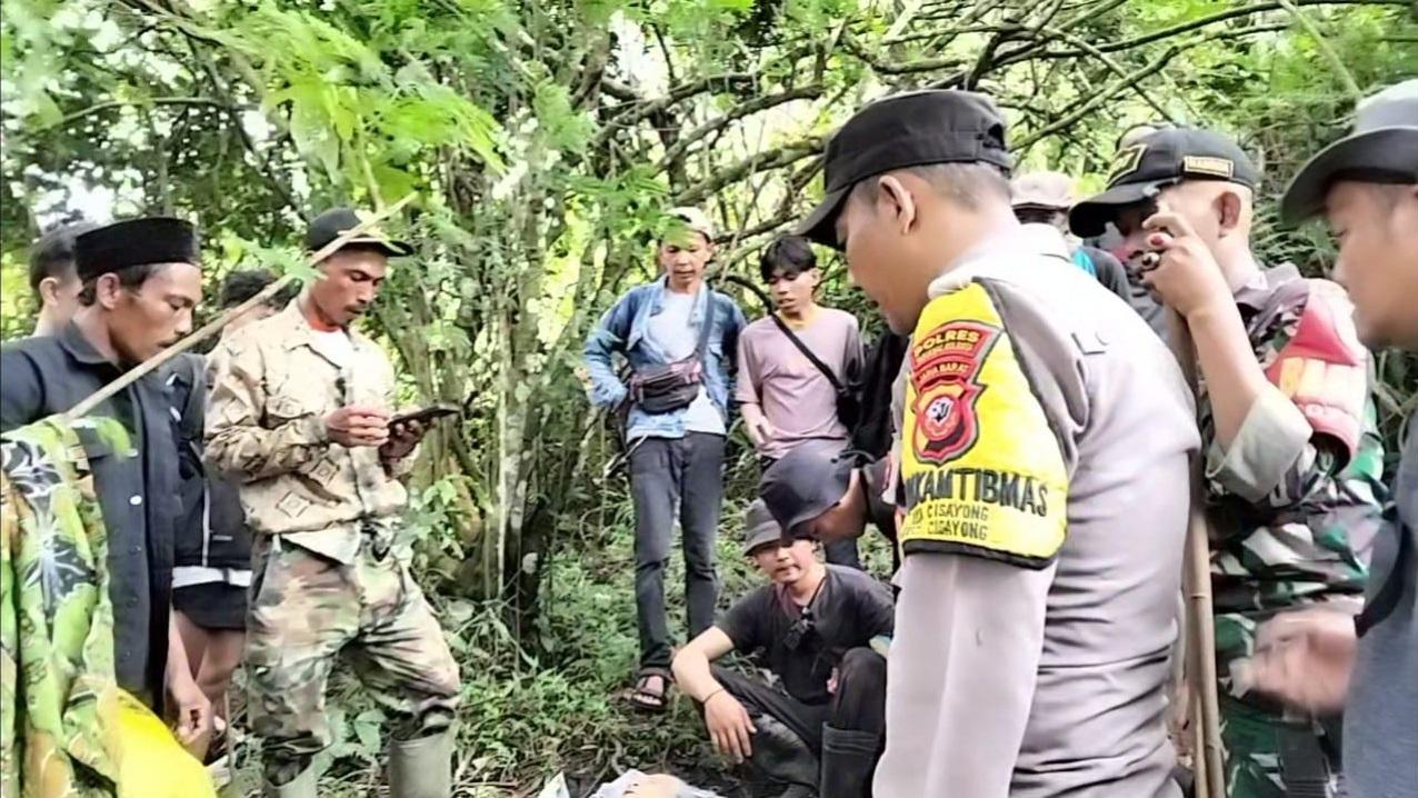 Nenek Siti yang Hilang di Curug Batu Blek Cisayong Ditemukan, Meninggal dalam Perjalanan ke Rumah
