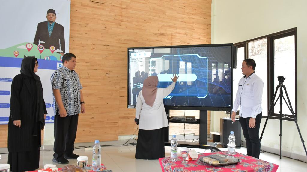 Pemkot Banjar Luncurkan Aplikasi Layanan Publik untuk Wujudkan Smart City