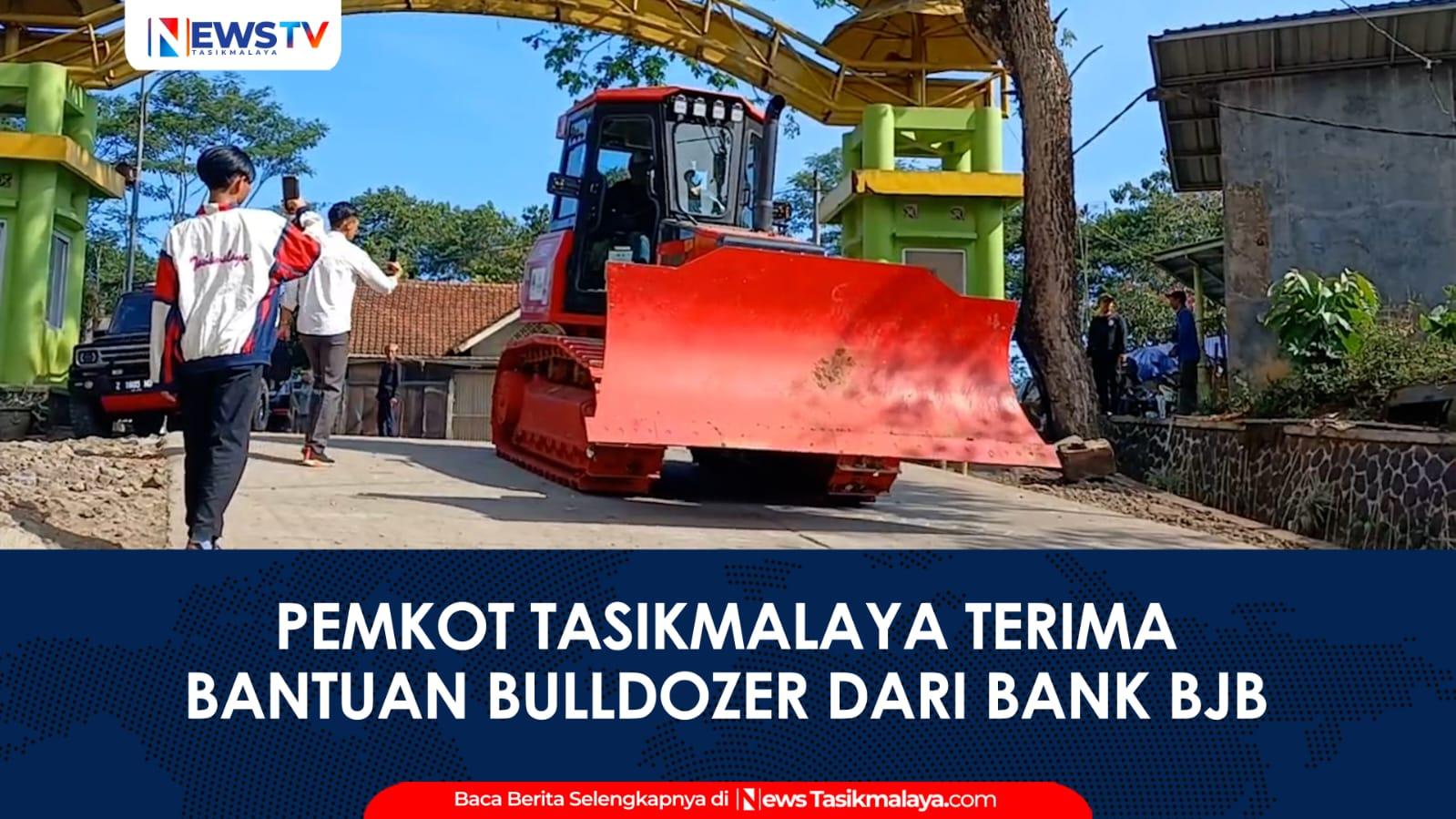 VIDEO: Pemkot Tasikmalaya Terima Bantuan Bulldozer dari bjb untuk Optimalkan Pengelolaan Sampah di TPA