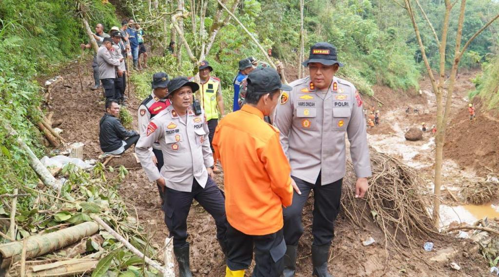 Pencarian Korban Longsor Salawu Tasikmalaya Resmi Dihentikan, Dua Warga Masih Belum Ditemukan
