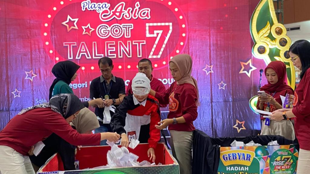 Pengundian Gebyar Hadiah Ulang Tahun Plaza Asia Ke-17, Warga Tasikmalaya dan Pangandaran Dapat Motor