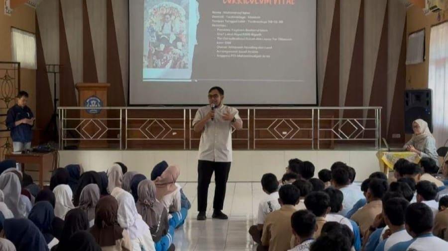 Perkuat Nasionalisme Siswa, Densus 88 AT Polri Edukasi Cegah Radikalisme di SMAN 2 Ciamis