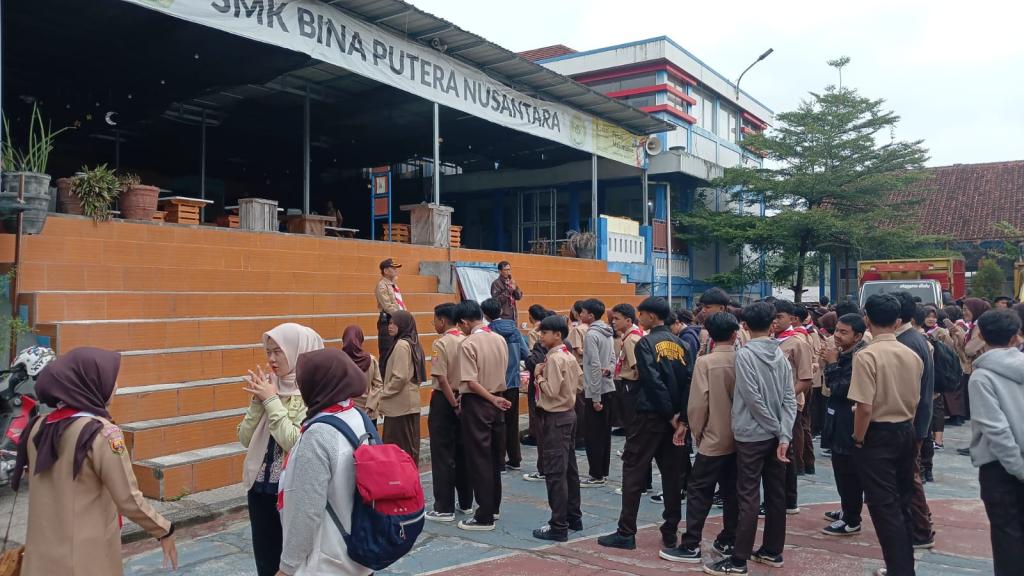 Peserta Permata 2024 SMK BPN Kota Tasikmalaya Dilepas, Kepsek: Pembentukan Karakter dalam Kepramukaan