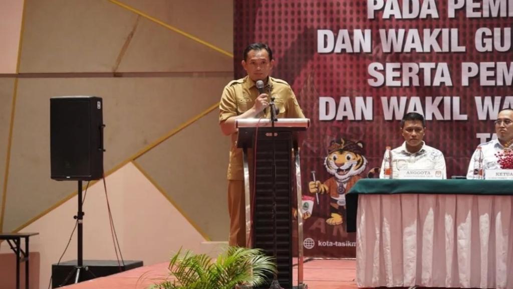 Pj Wali Kota Tasikmalaya Cheka Virgowansyah Hadiri Rakor Persiapan Pengelolaan Logistik Pilgub dan Pilwalkot 2024