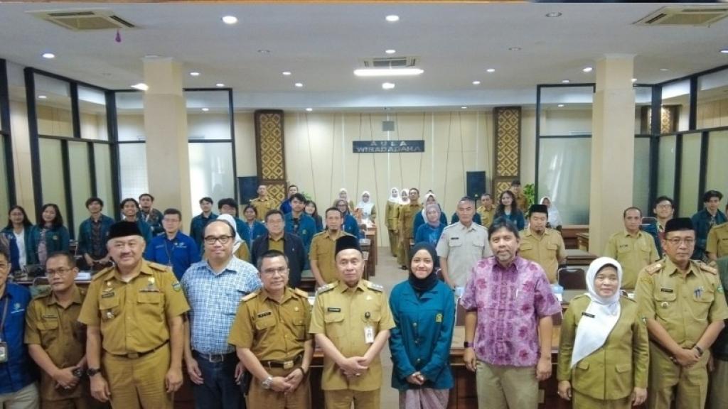 Pjs Bupati Tasikmalaya Yedi Rahmat Sambut Mahasiswa ITB untuk Praktik Review RTRW