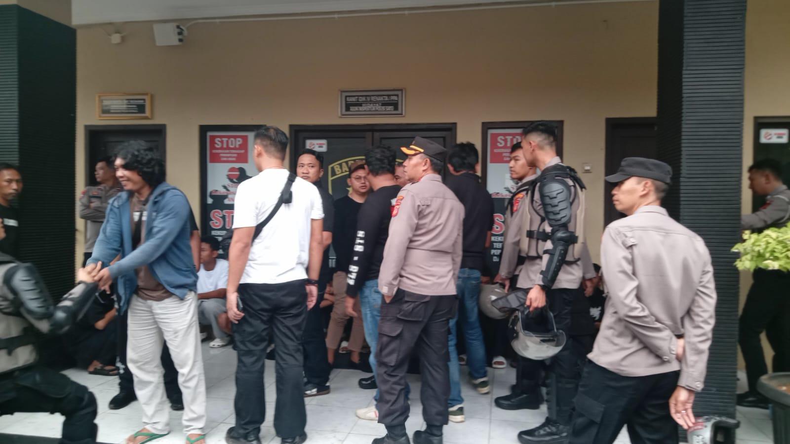 Polisi Selidiki Perusakan Kantor DPRD Kota Banjar, Sejumlah Saksi Diperiksa