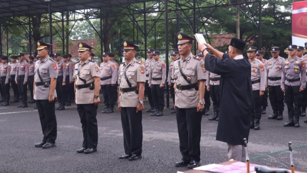 Polres Banjar Rotasi Sejumlah Pejabat untuk Tingkatkan Pelayanan Masyarakat