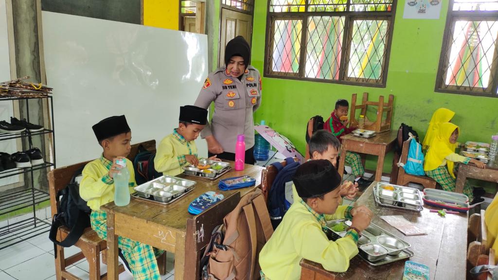 Polres Ciamis Dukung Program Makan Bergizi Gratis untuk Anak dan Ibu Hamil