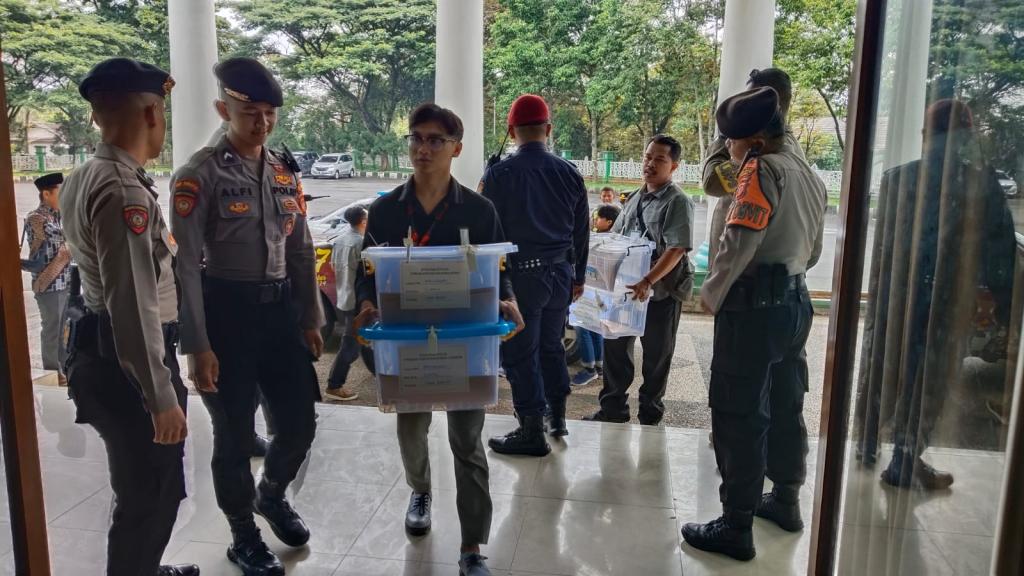 Polres Ciamis Kawal Ketat Rekapitulasi Suara Pilkada Tingkat Kabupaten