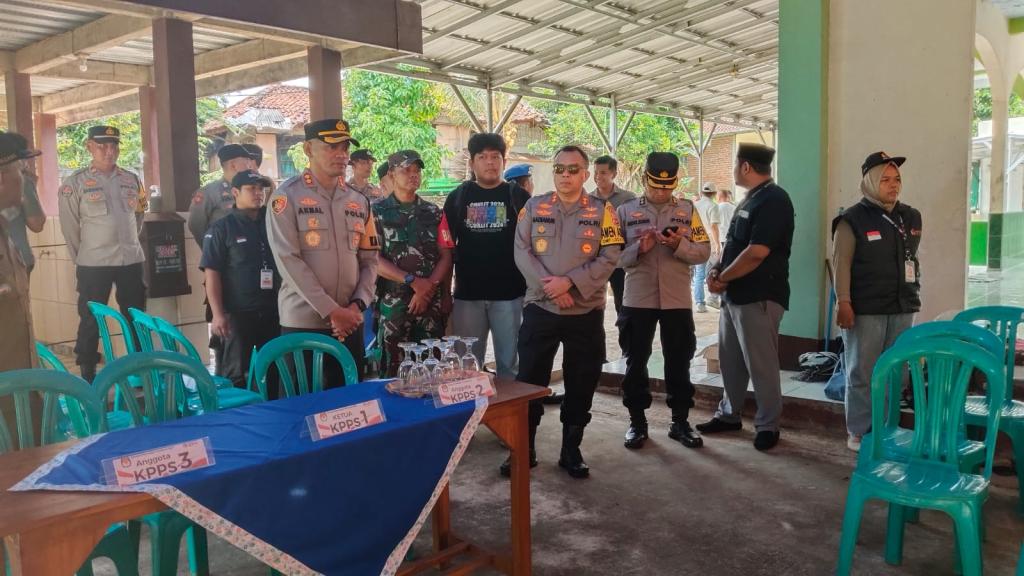 Polres Ciamis Pastikan Kesiapan TPS Melalui Patroli Jelang Pilkada Serentak