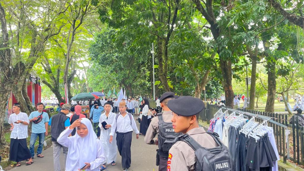Polres Tasikmalaya Kota Kawal dan Amankan Peringatan Hari Santri Nasional 2024