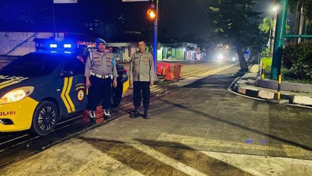 Polsek Cikoneng Intensifkan Patroli Dialogis untuk Perkuat Kamtibmas di Ciamis