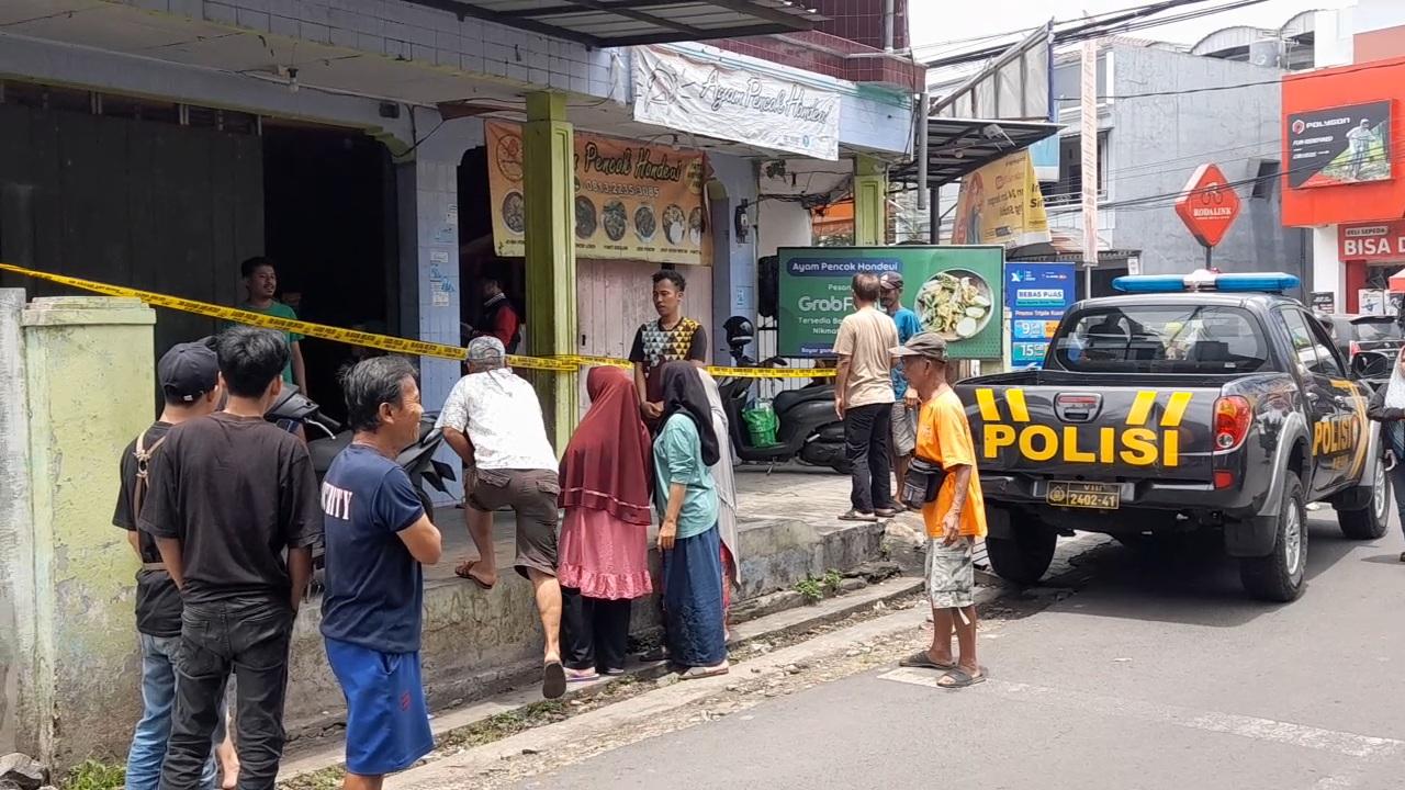 Pria Ditemukan Meninggal di Warung Ayam Pencok Hondeui Jalan Benda Tasikmalaya