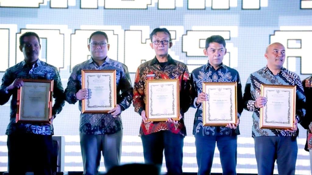 Program CLIKS Diskominfo Ciamis Raih Penghargaan Teraktif Tangkal Hoaks di Humas Jabar Awards 2024