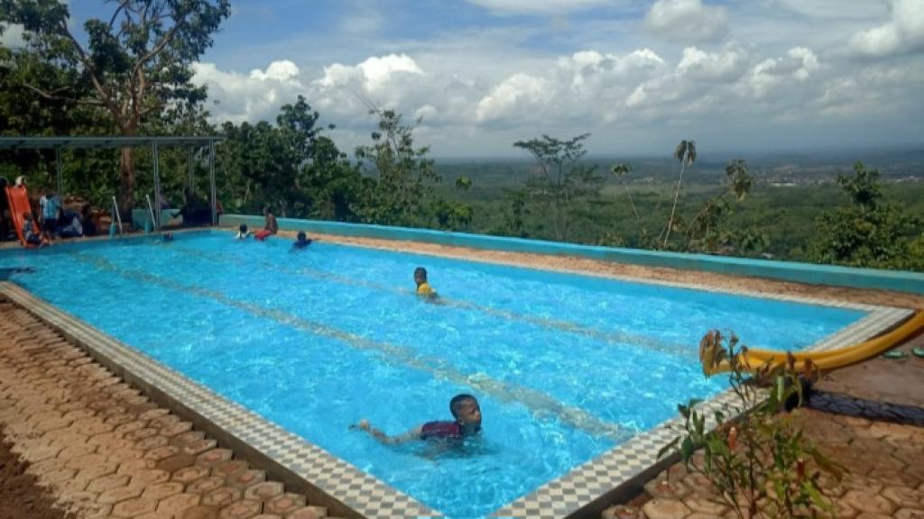 Puncak Pager Batu, Destinasi Romantis dan Seru di Kota Banjar
