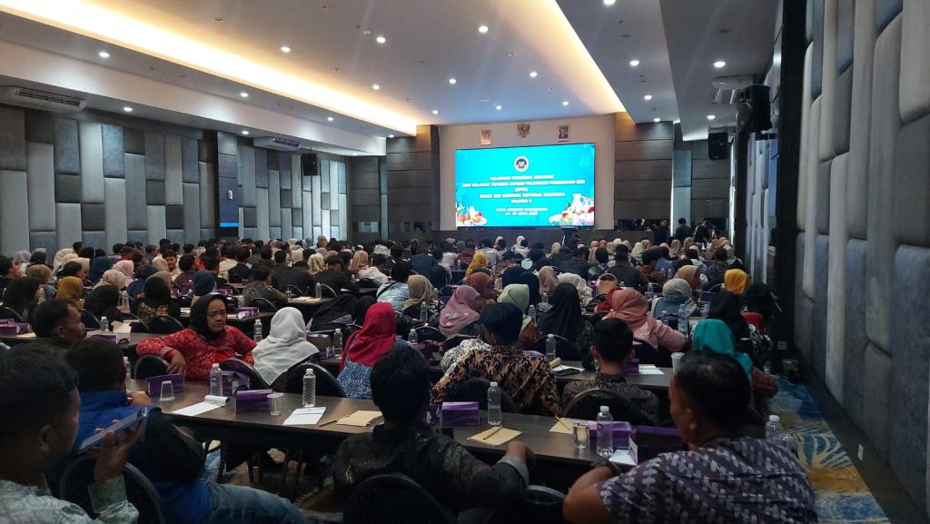 Ratusan Relawan Ikuti Pelatihan Penjamah Makanan SPPG di Tasikmalaya