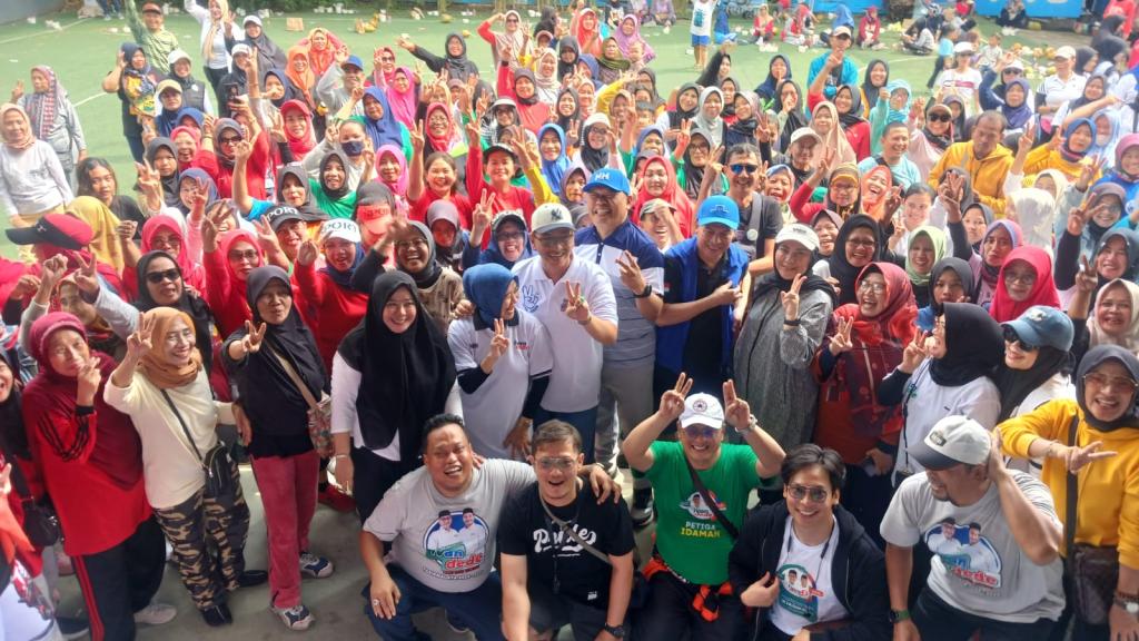 Relawan GC Gelar Senam Sehat Jadikeun Bersama Ivan Dicksan-Dede Muharam