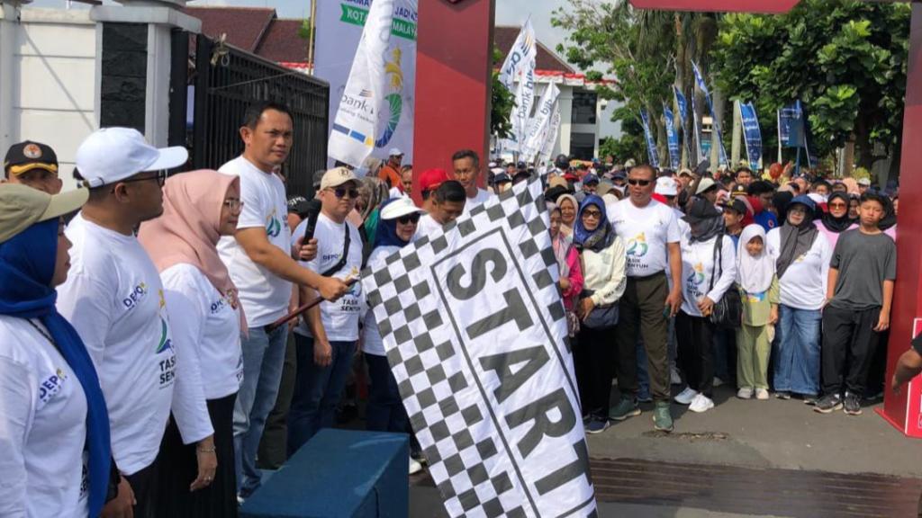 Ribuan Peserta Ramaikan Mapah Sauyunan dalam Rangka Hari Jadi Ke-23 Kota Tasikmalaya