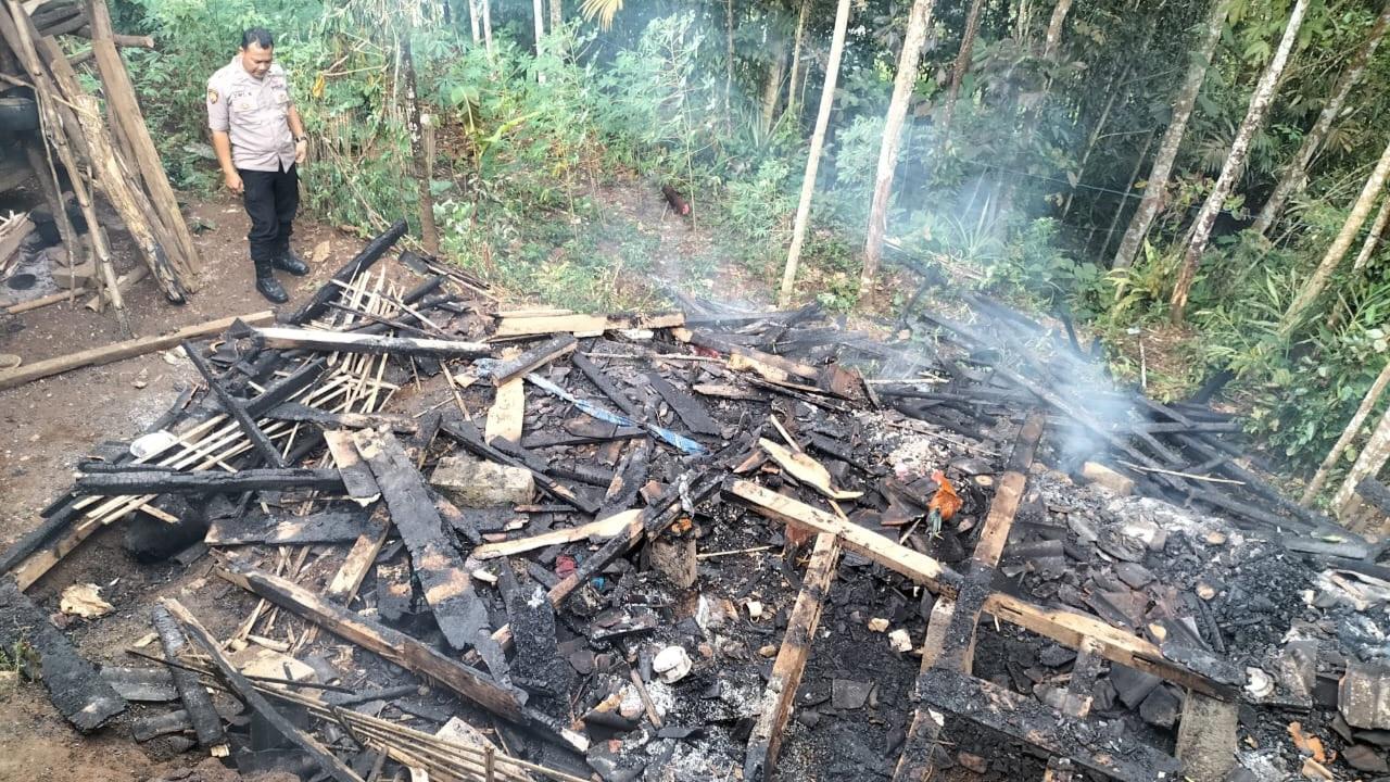 Rumah Lansia di Salawu Tasikmalaya Ludes Terbakar, Diduga Akibat Tungku Dapur