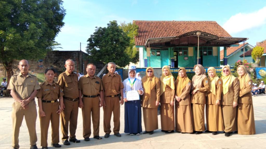 Ryana Asyifa Salma, Santri Ciamis Raih Medali Perak di Nusantara Potensial Olympiade