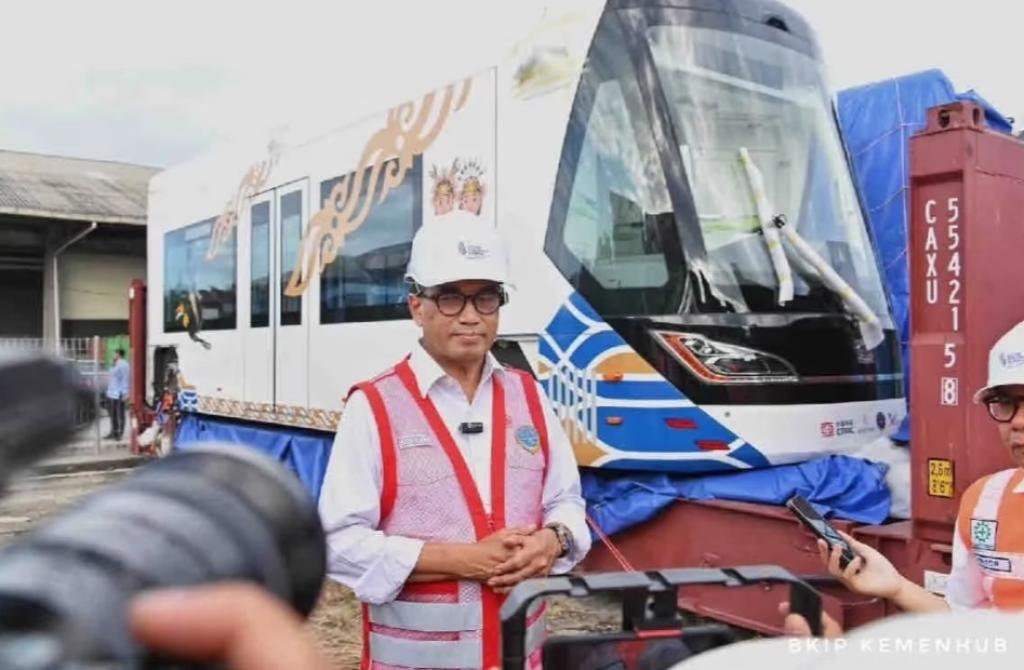 Tiga Rangkaian Kereta Otonom Tiba di IKN Muluskan Transportasi