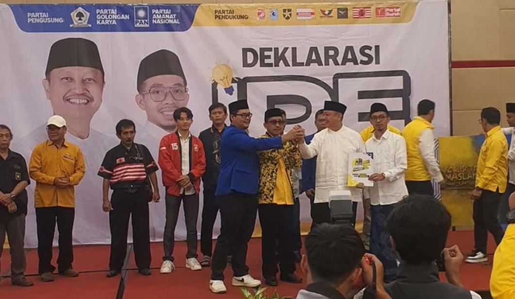 Deklarasi Pasangan Iwan Saputra dan Dede Muksit di Pilkada Kabupaten Tasikmalaya