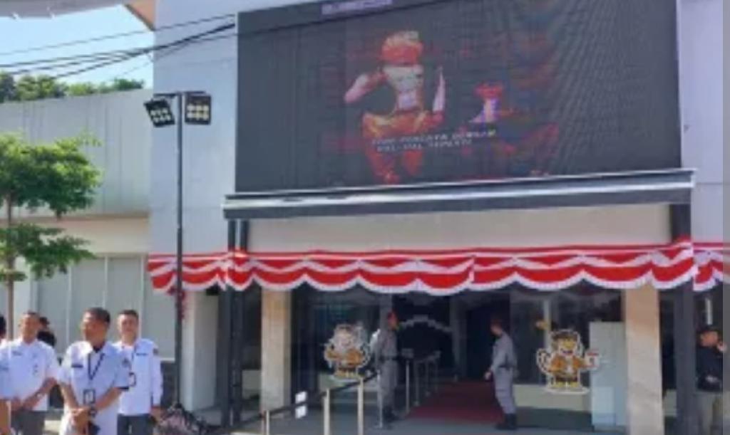 Kejutan Perang Bintang 4 Paslon di Pilgub Jabar Saat Detik-detik Akhir Pendaftaran Calon