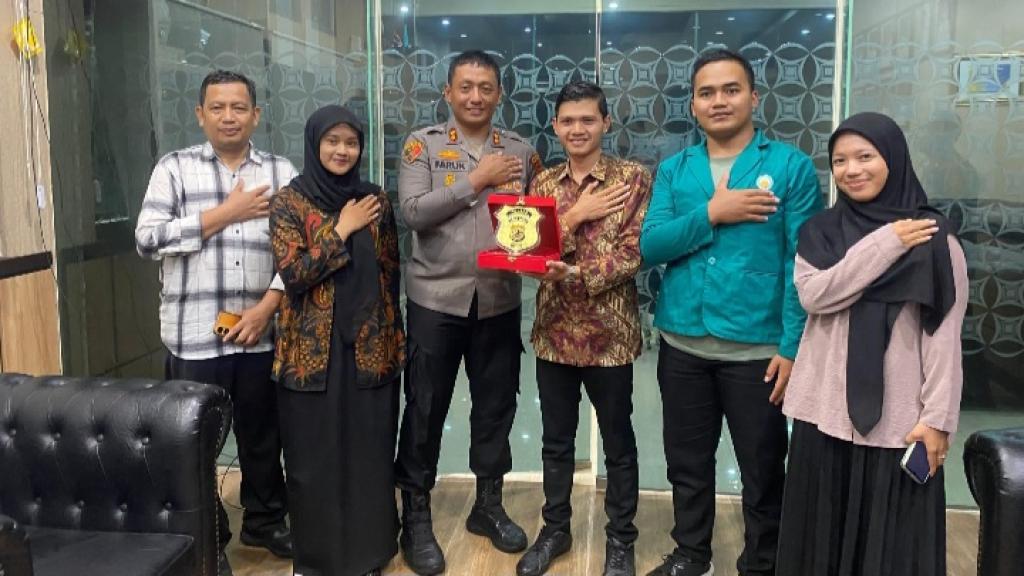 Pererat Hubungan Antara Polisi dan Generasi Muda, Kapolres Tasikmalaya Kota Silaturahmi dengan Forum Pelajar