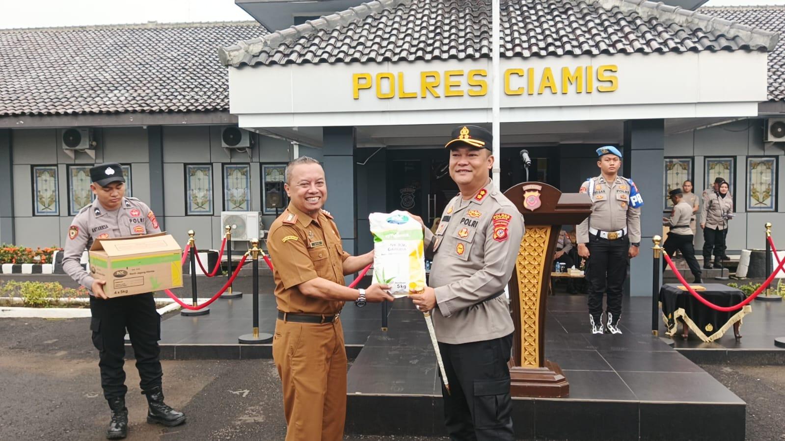 Sinergi Polres Ciamis dan Dinas Pertanian, 16 Ton Jagung Didistribusikan ke Petani