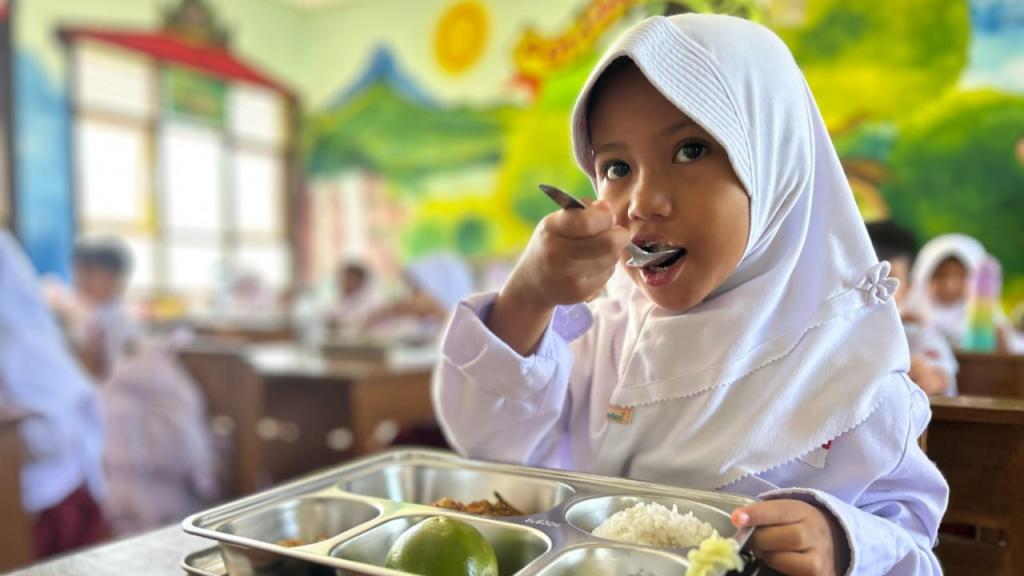 Siswa SD dan TK di Banjar Antusias Terima Makanan Bergizi Gratis dalam Simulasi Program MBG