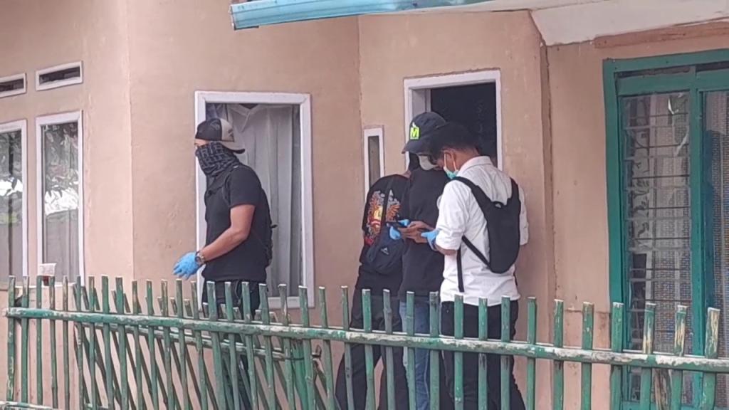 Terduga Teroris di Tasikmalaya Dikenal Rajin Ibadah, Warga Kaget dengan Penangkapannya