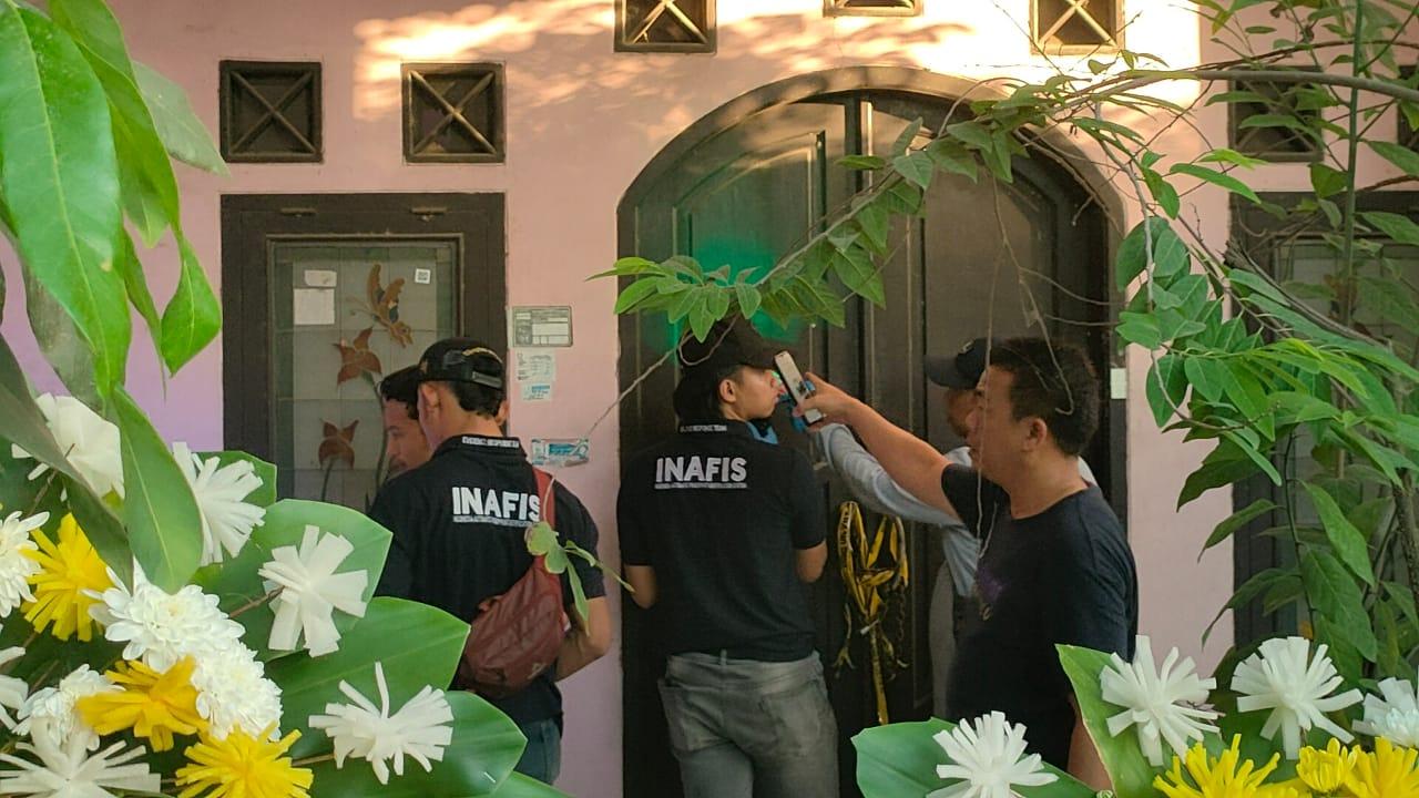 Tiga Hari Tak Terlihat, Sahroni dan Empat Anggota Keluarga Ditemukan Tewas Terkubur di Gudang Rumah