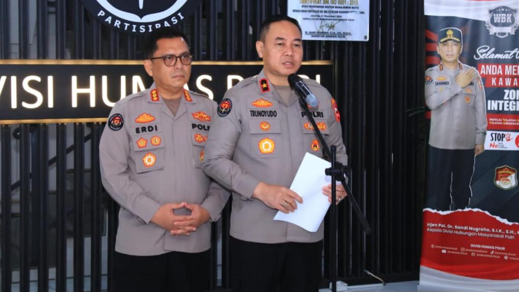 Tiga Polisi Gugur saat Gerebek Judi Sabung Ayam di Way Kanan, Kapolri Berikan Kenaikan Pangkat Anumerta