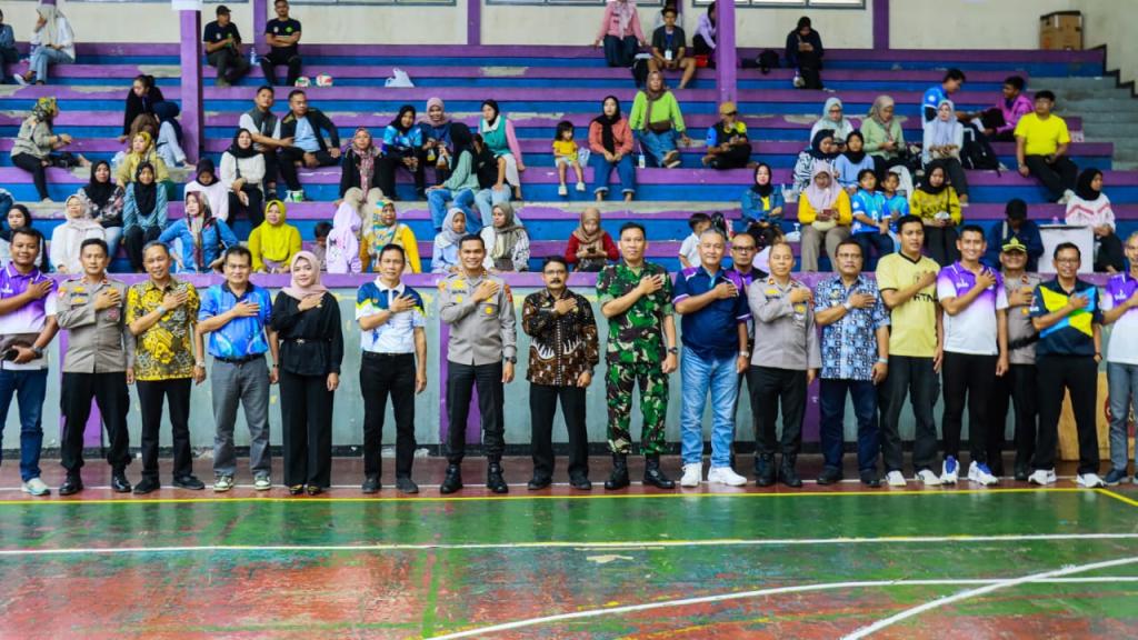 Turnamen Voli Kapolres Cup 2025 Resmi Dibuka, Jadi Ajang Pembinaan Atlet Muda Ciamis