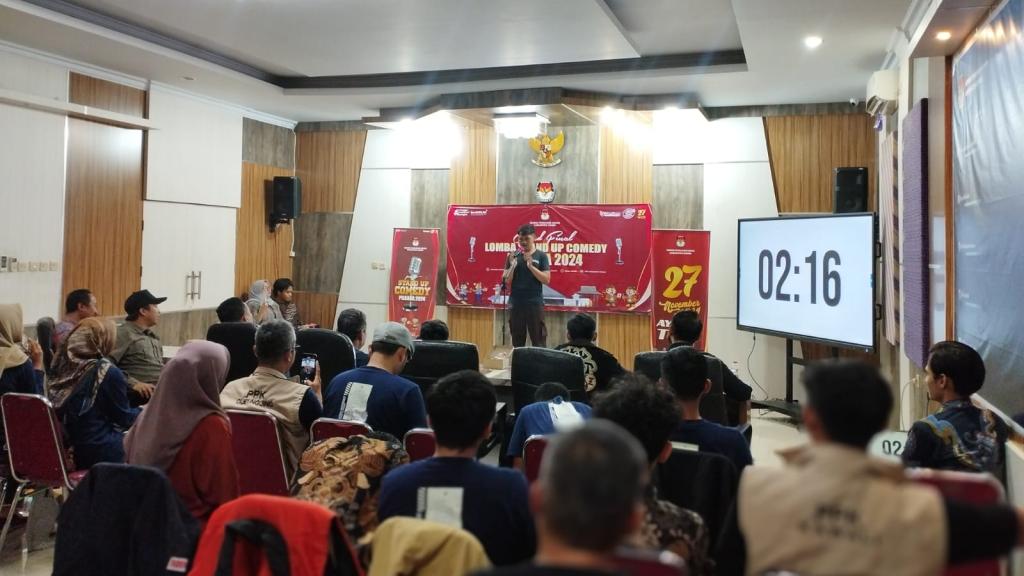 Unik! KPU Ciamis Sosialisasi Pilkada 2024 Melalui Lomba Stand Up Comedy