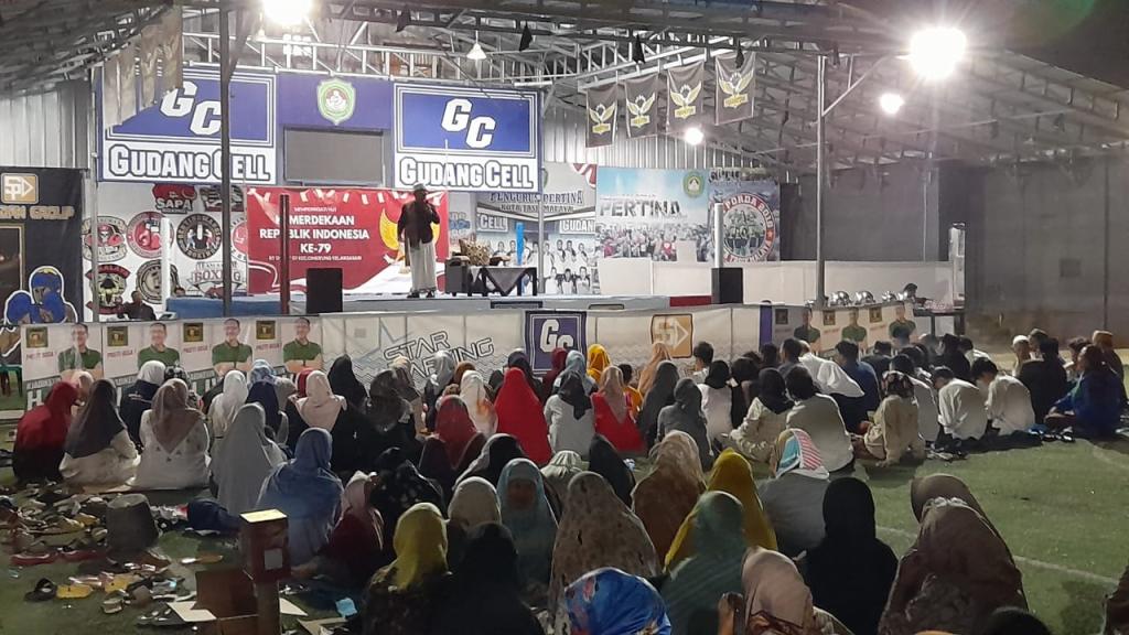 Unik! Ring Tinju Jadi Lokasi Tabligh Akbar Peringatan HUT ke-79 RI di Argasari Tasikmalaya