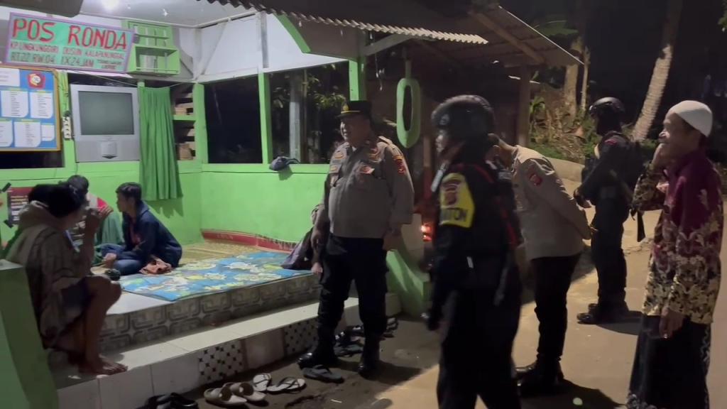 Heboh Isu Teror Ketuk Pintu, Polsek Puspahiang dan Batalyon D Pelopor Satbrimob Polda Jabar Gelar Patroli di Desa Puspasari