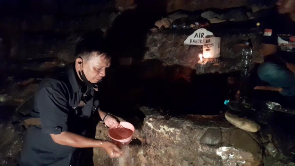 Viral! Gua Safarwadi di Pamijahan Tasikmalaya, Disebut-sebut Bisa Tembus ke Mekkah