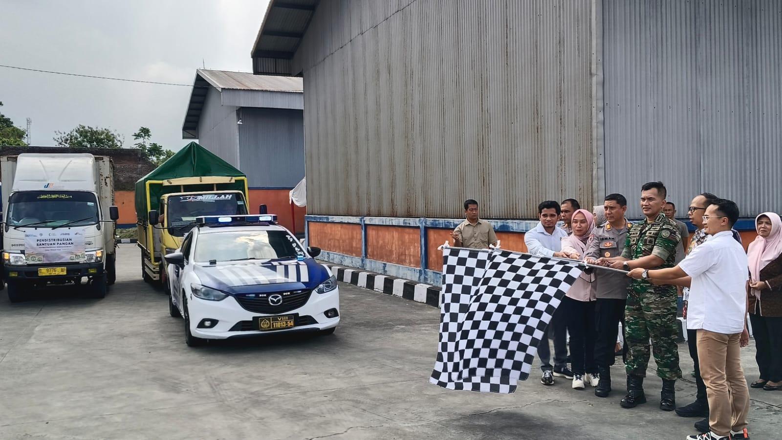 Wali Kota Tasikmalaya Lepas Penyaluran 2.242 Ton Beras Bantuan Pangan untuk 112 Ribu KPM