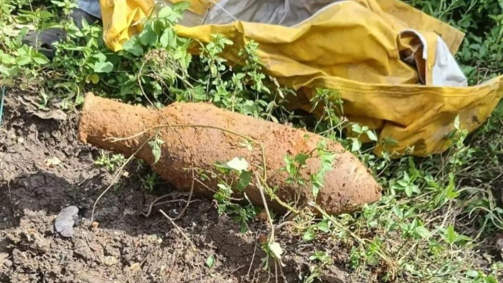 Warga Garut Temukan Mortir Aktif Diduga Peninggalan Jepang Saat Gali Pondasi Rumah