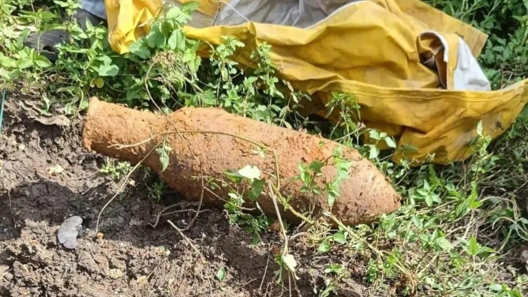 Warga Garut Temukan Mortir Aktif Diduga Peninggalan Jepang Saat Gali Pondasi Rumah