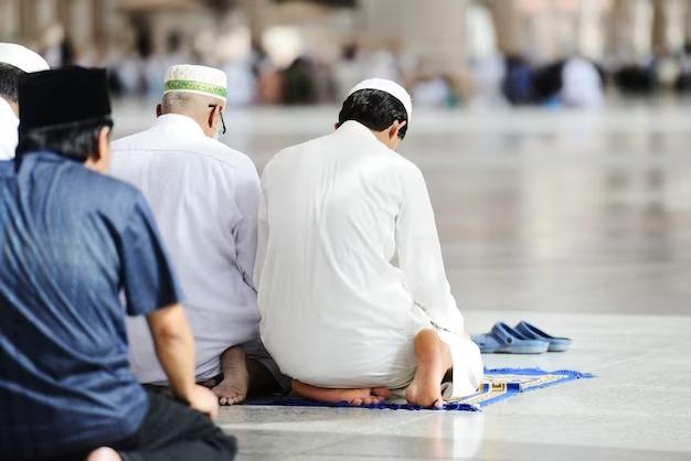 Jadwal Sholat Hari Ini di Kota Tasikmalaya, Kamis 1 Mei 2025