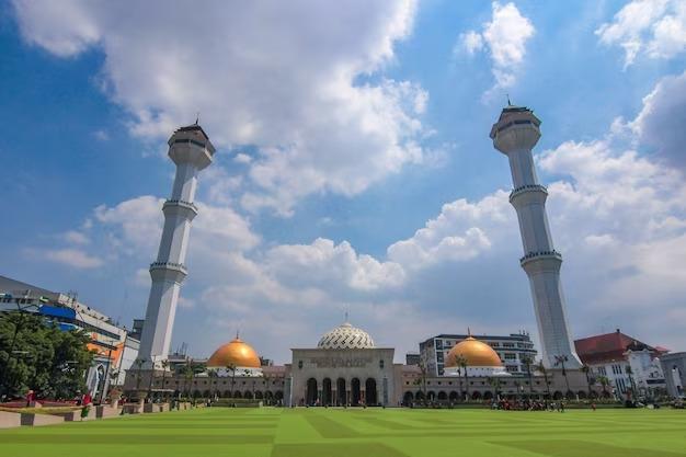 Jadwal Sholat Hari Ini di Kota Tasikmalaya, Sabtu 3 Mei 2025