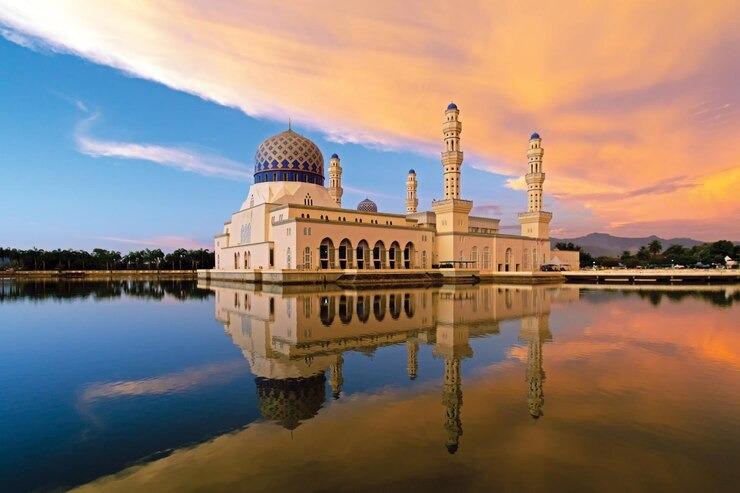 Jadwal Sholat Hari Ini di Kota Tasikmalaya, Jumat 25 April 2025