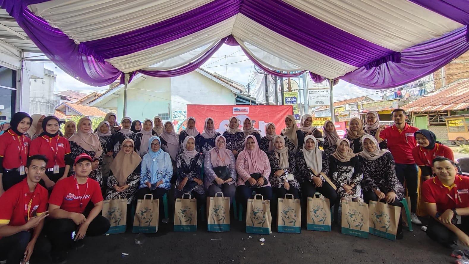Alfamart dan SGM Eksplor Gelar Pemeriksaan Kesehatan Anak di Ciamis: Fokus pada Nutrisi Zat Besi