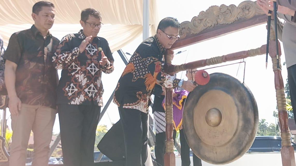 Bupati Ciamis Resmikan Rest Area Karangkamulyan, Diharapkan Jadi Lokomotif Ekonomi Baru